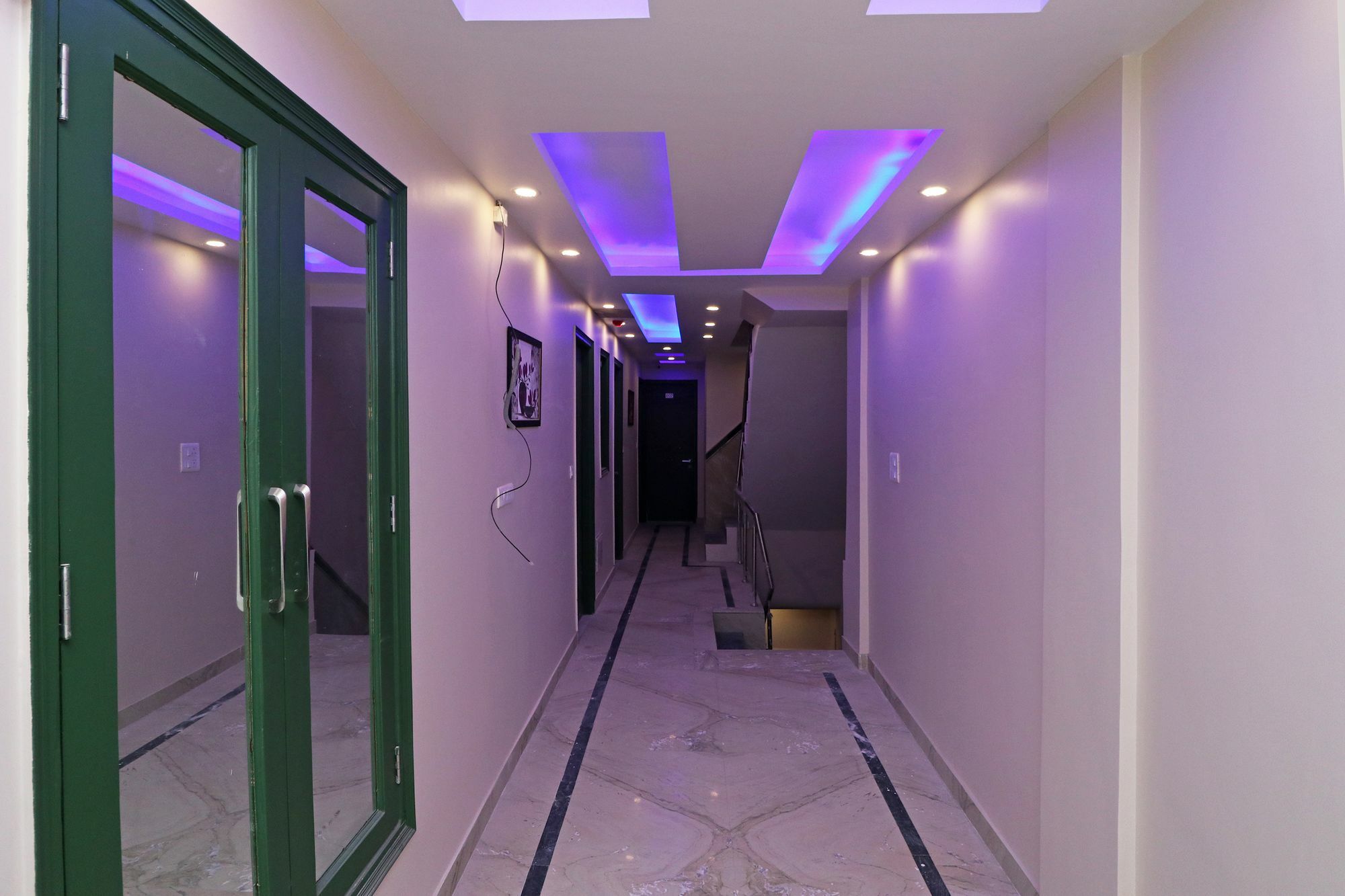 Oyo 11593 Hotel Aman Guest House New Delhi Exterior photo